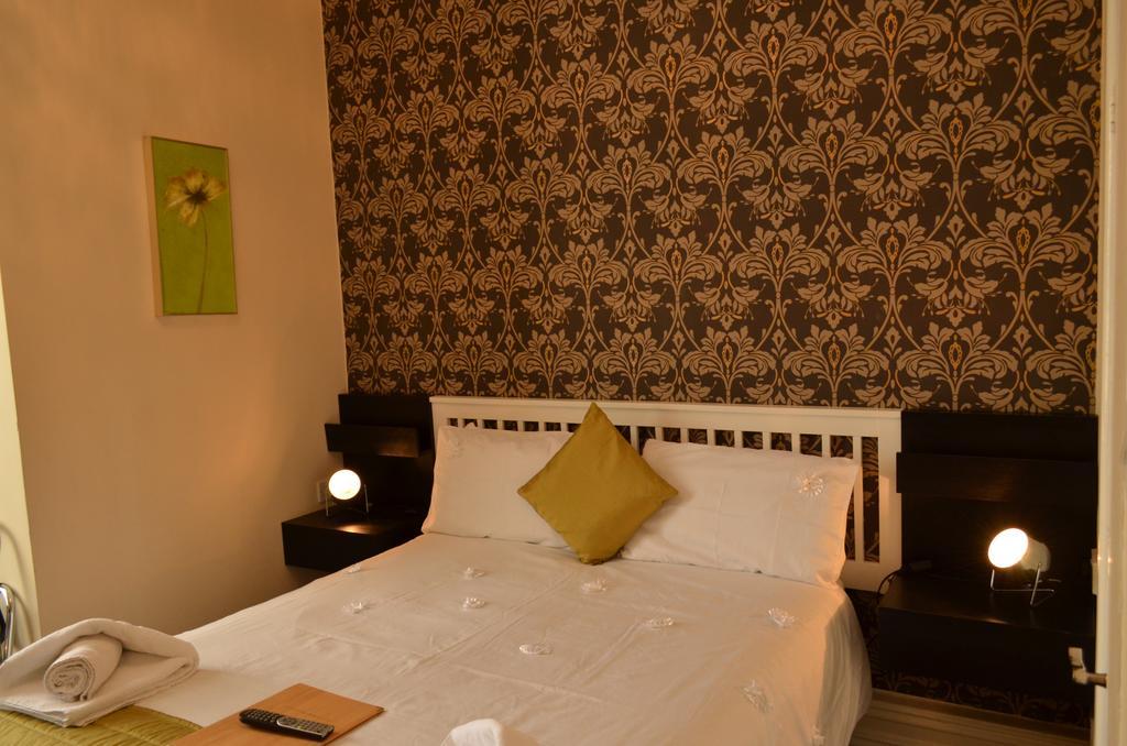 Shirley B & B Μπόρνμουθ Εξωτερικό φωτογραφία