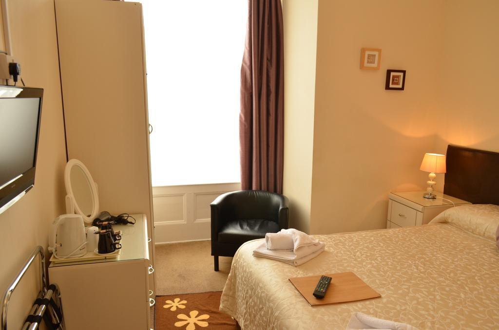 Shirley B & B Μπόρνμουθ Εξωτερικό φωτογραφία