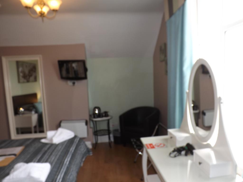 Shirley B & B Μπόρνμουθ Εξωτερικό φωτογραφία
